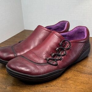 Bionica Sumter Burgundy Leather Comfort Slilp-on Loafers, Womens sz 8.5